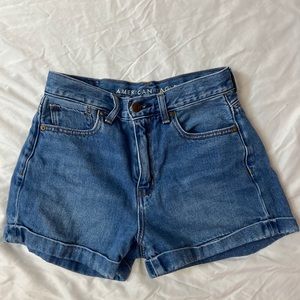 American eagle mom jean shorts